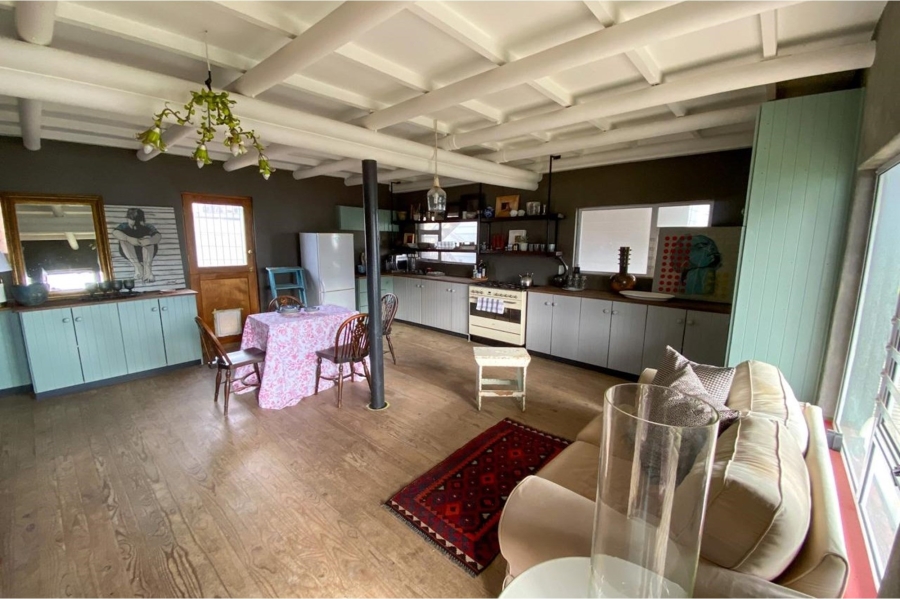 4 Bedroom Property for Sale in Pringle Bay Western Cape
